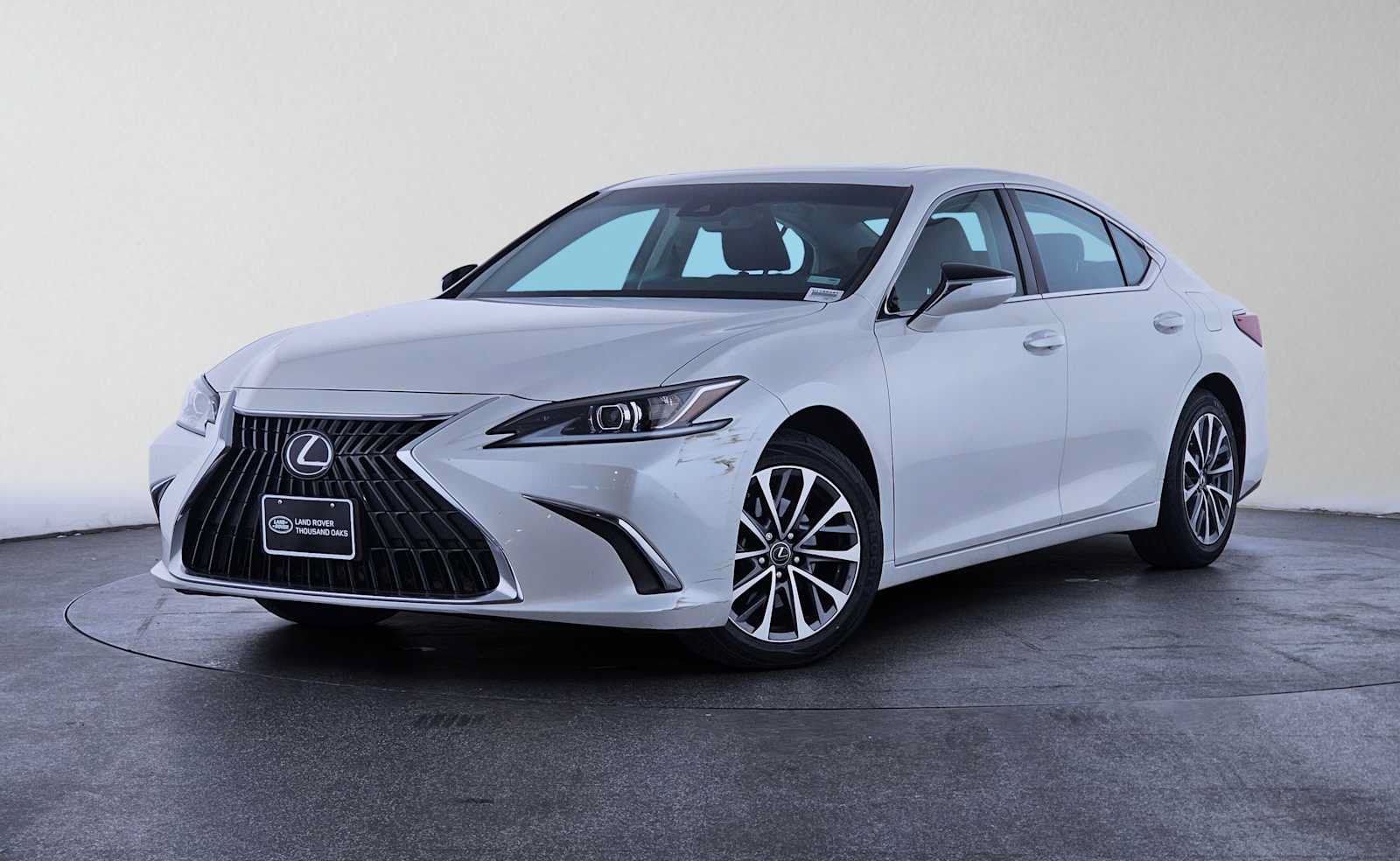 Used 2022 Lexus ES 350 w/ Accessory Package 2 FWD image 2