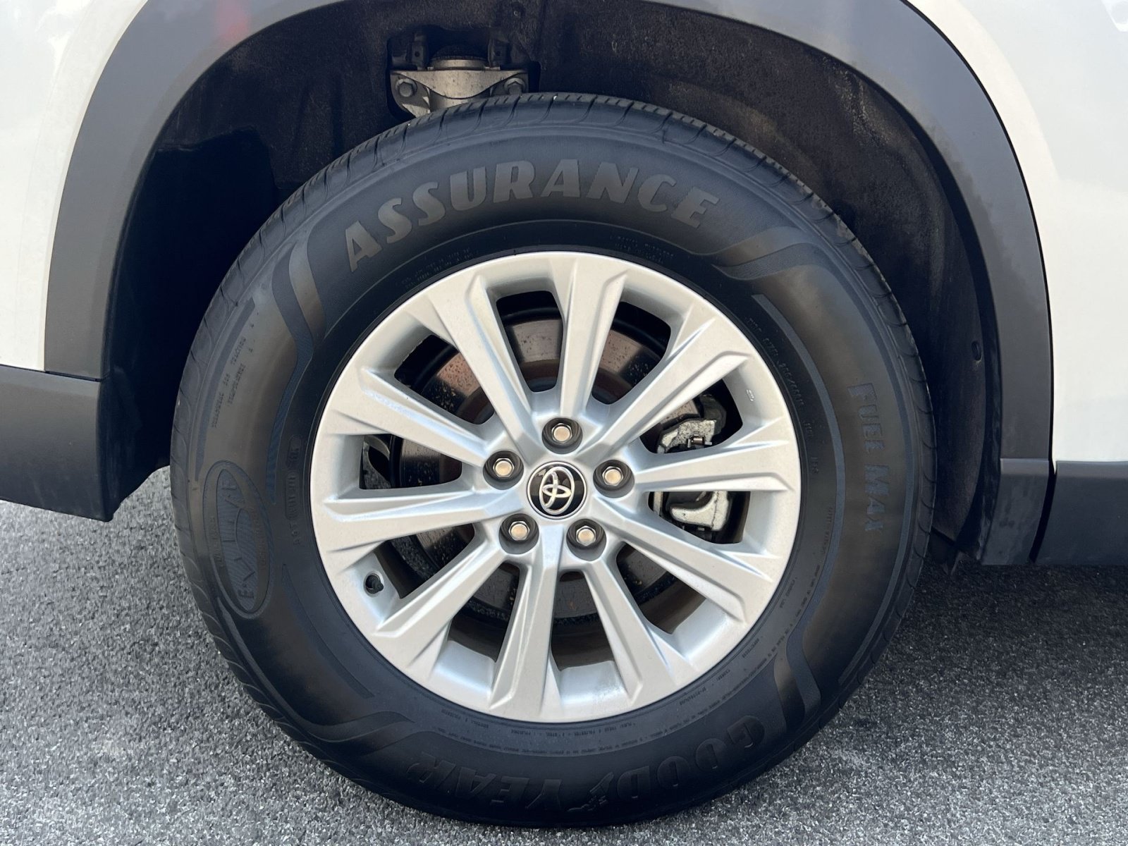 Used 2025 Toyota Grand Highlander AWD image 10