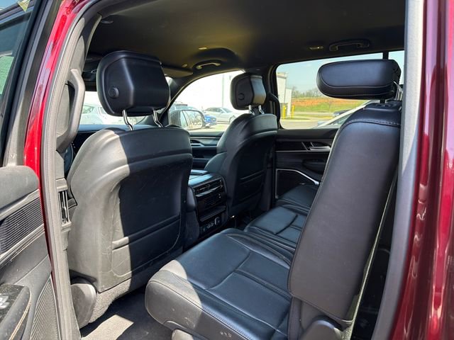 Used 2024 Jeep Wagoneer Series II w/ Flexible Seating Group AWD/4WD image 20
