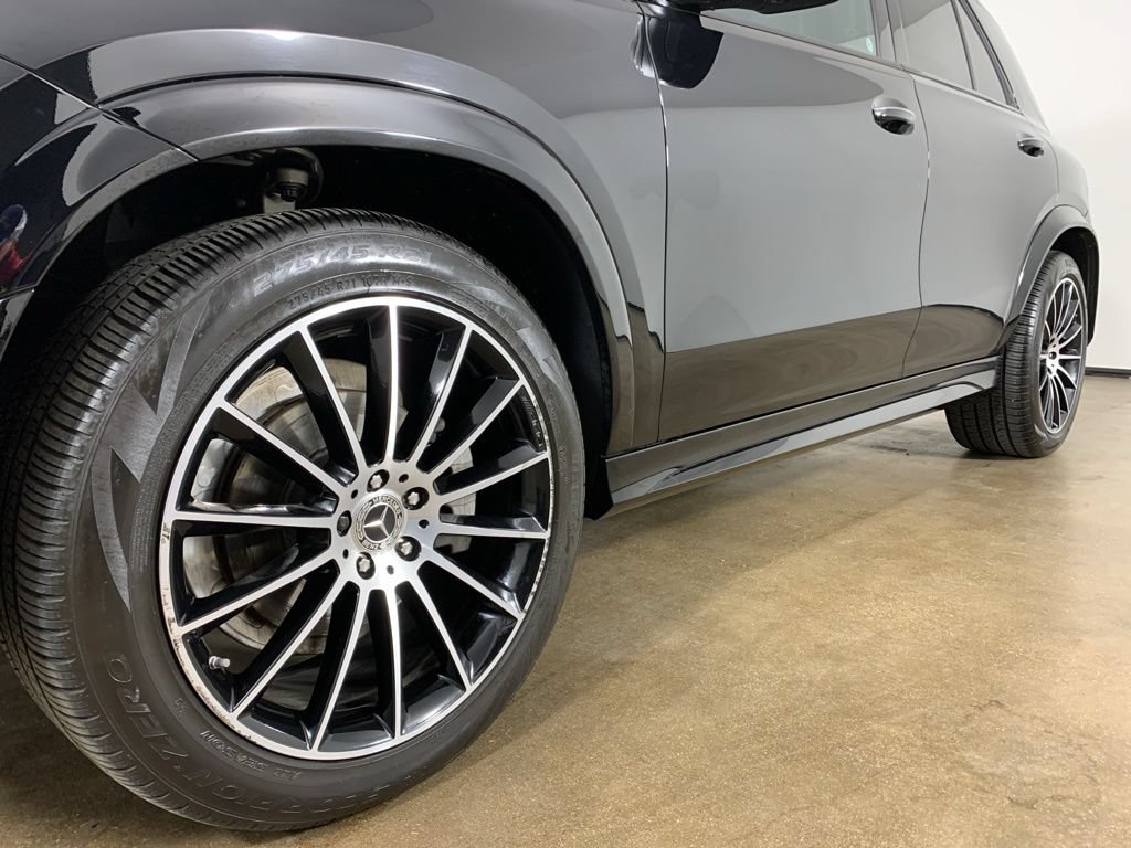 Used 2022 Mercedes-Benz GLE 350 4MATIC w/ AMG Line Exterior image 2
