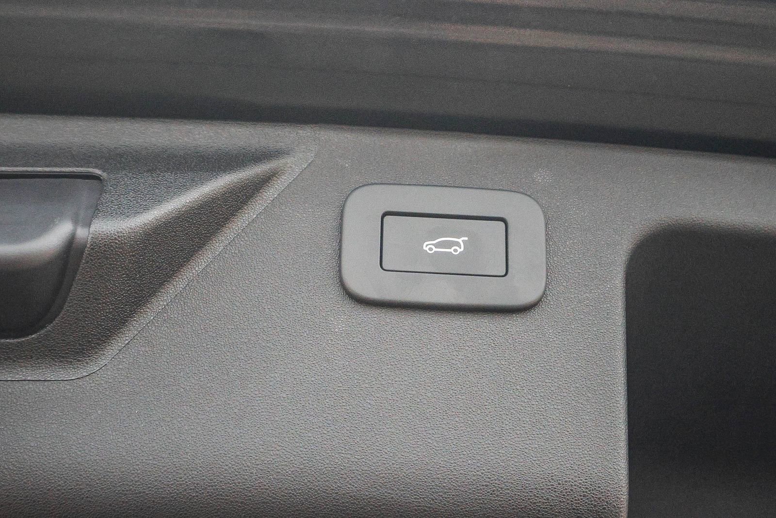 New 2026 Land Rover Discovery Sport Landmark image 27