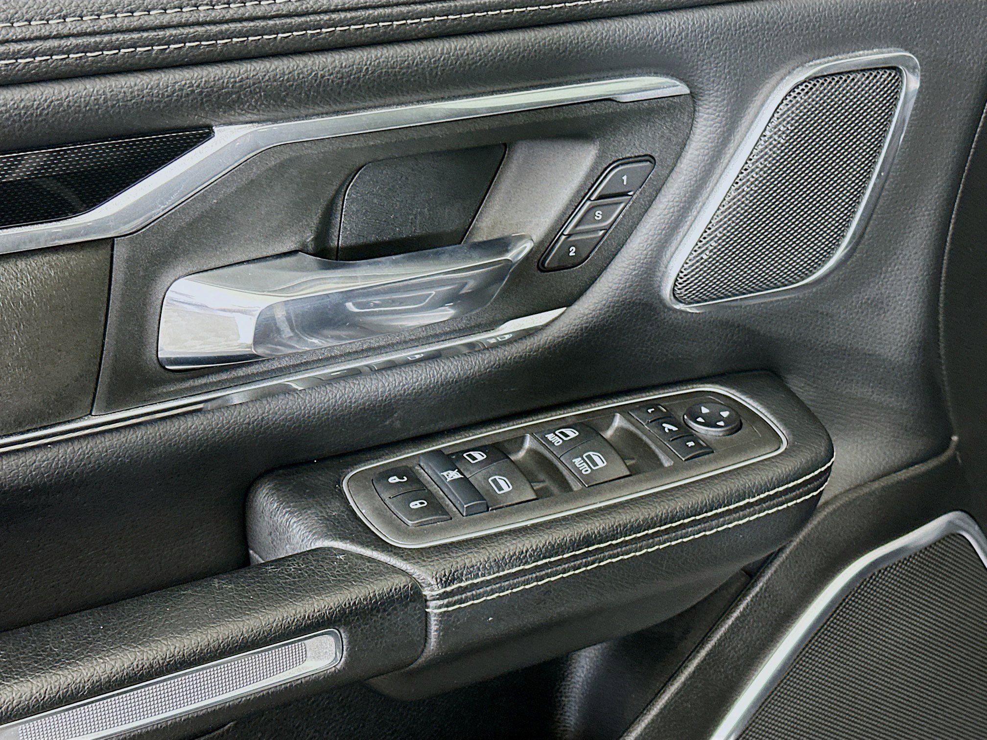 Used 2022 RAM 1500 Laramie image 15