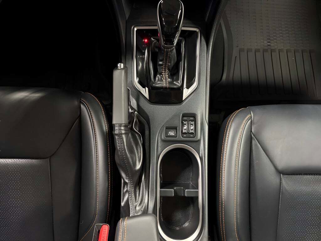 Used 2020 Subaru Crosstrek 2.0i Limited w/ Popular Package #3 image 32