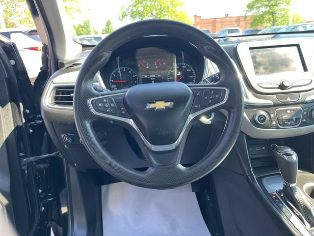Used 2020 Chevrolet Equinox LS w/ LPO, Floor Liner Package FWD image 13