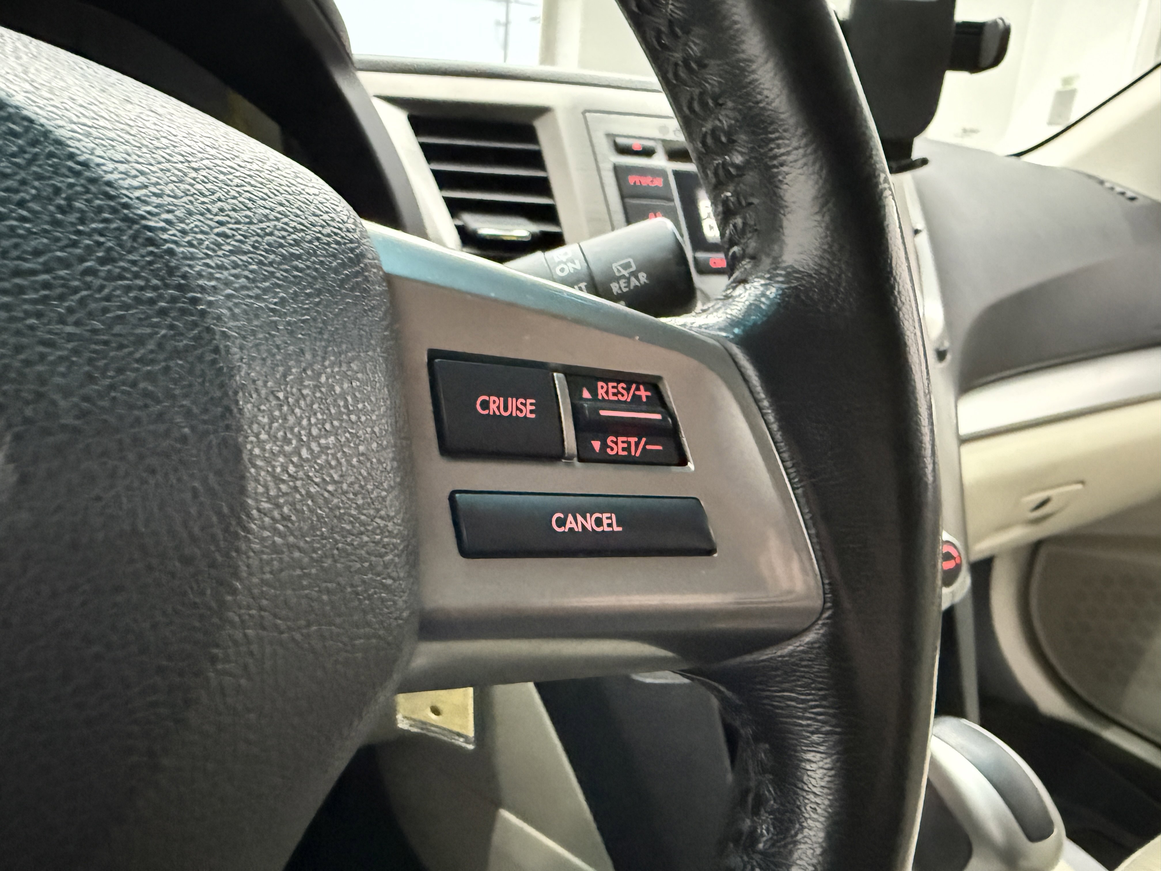 Used 2012 Subaru Outback 2.5i Premium w/ All-Weather Pkg image 15