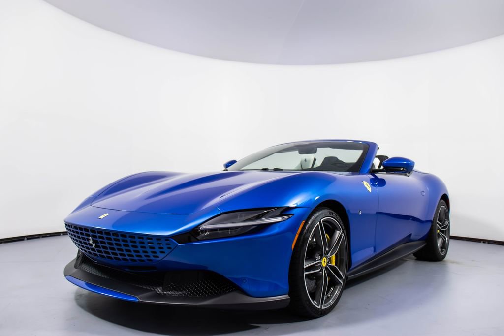 Certified 2025 Ferrari Roma Spider RWD image 29