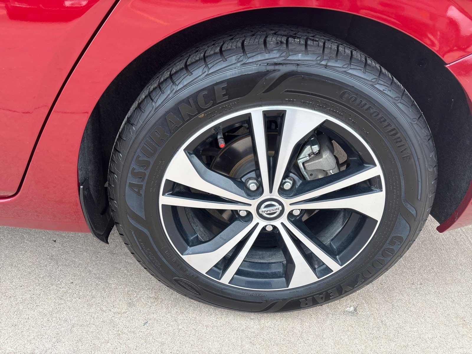 Used 2023 Nissan Sentra SV image 11