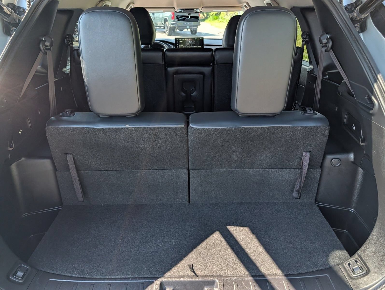 Used 2025 Mitsubishi Outlander SE AWD/4WD image 21