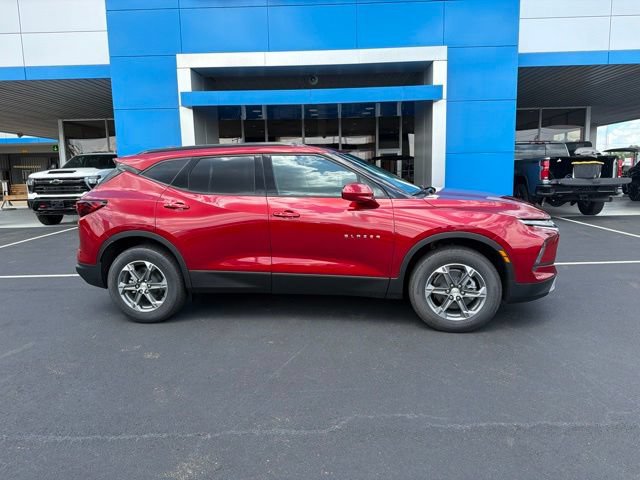 New 2026 Chevrolet Blazer LT w/ Convenience Package FWD image 3