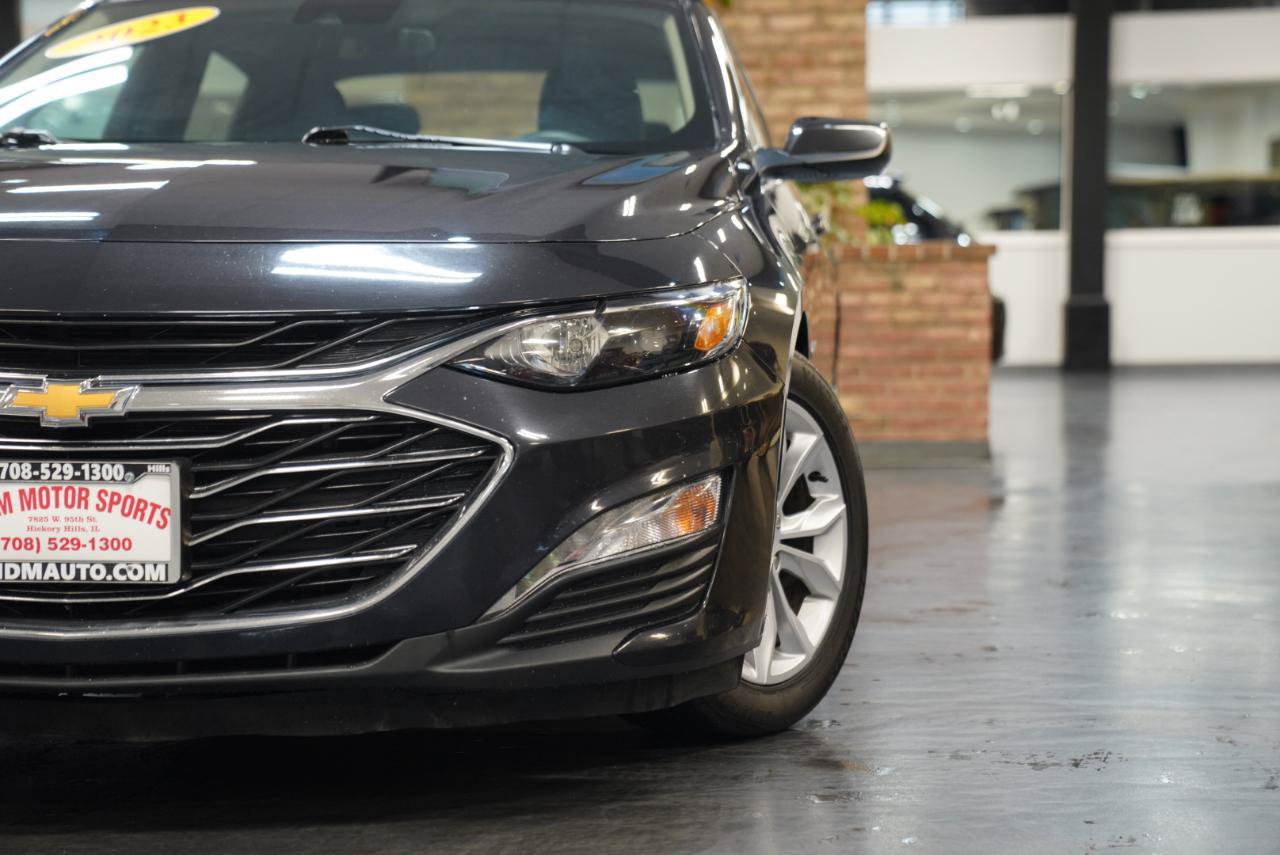Used 2023 Chevrolet Malibu LT FWD image 2