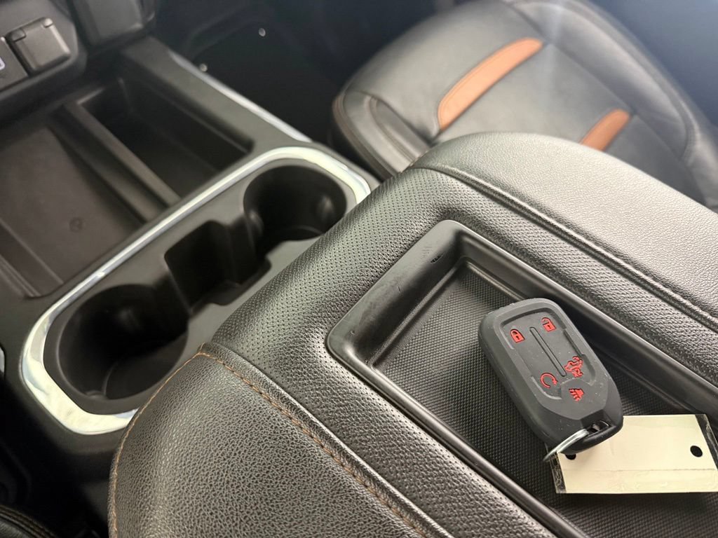 Used 2021 GMC Sierra 3500 AT4 w/ AT4 Premium Plus Package AWD/4WD image 44