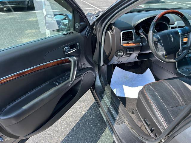 Used 2011 Lincoln MKZ 4dr Sdn FWD image 9