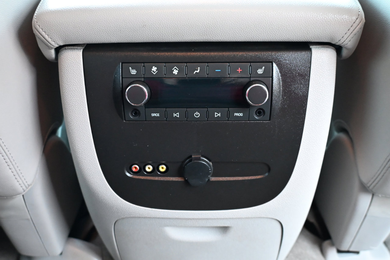 Used 2012 Chevrolet Tahoe LTZ image 43