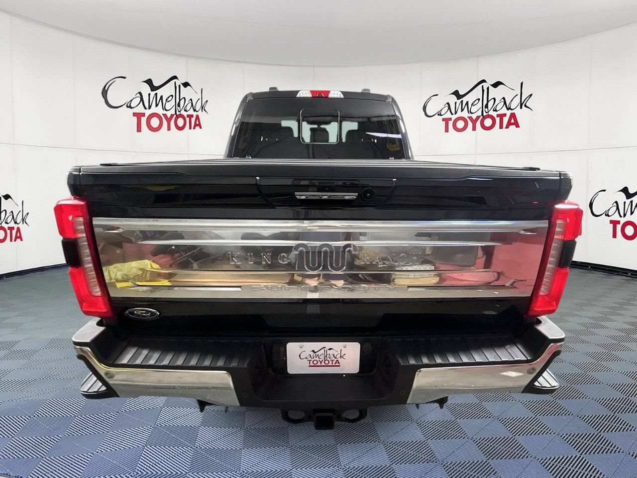 Used 2024 Ford F250 King Ranch w/ Chrome Package AWD/4WD image 7