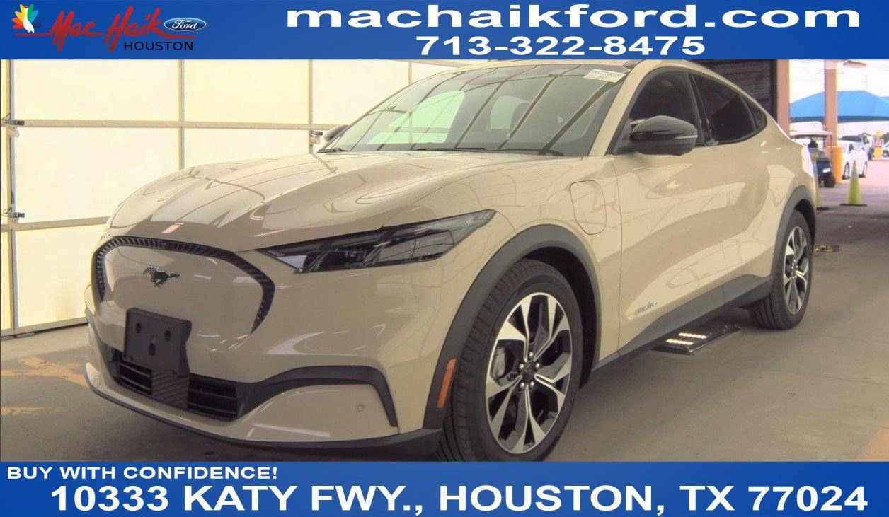 Used 2025 Ford Mustang Mach-E Select RWD image 1