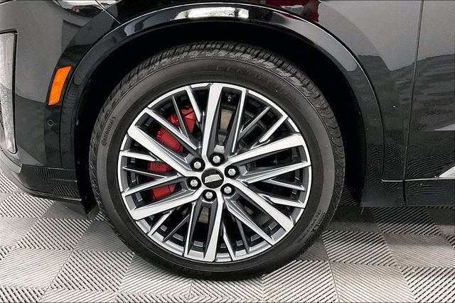 Used 2024 Cadillac XT6 Sport w/ Technology Package AWD/4WD image 10