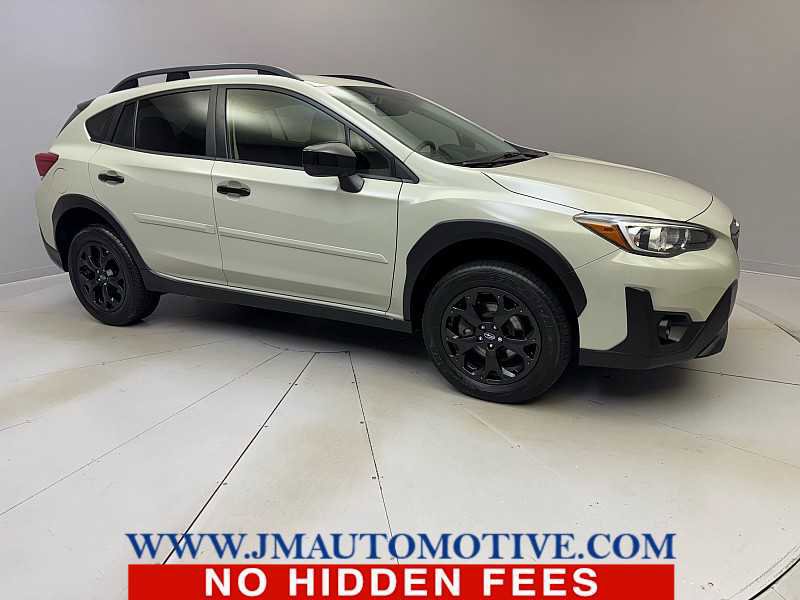 Used 2023 Subaru Crosstrek 2.0i Premium w/ Special Edition AWD/4WD image 7