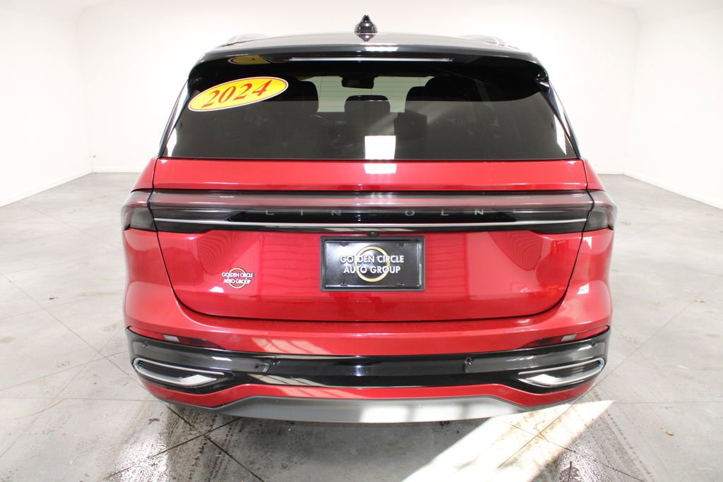 Used 2024 Lincoln Nautilus Reserve image 8