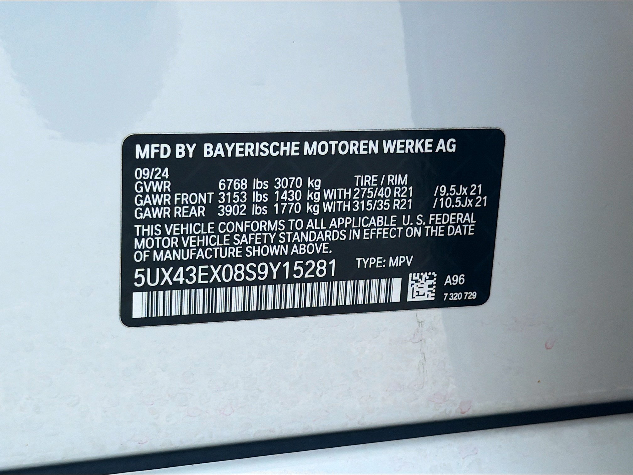 Used 2025 BMW X6 M60i AWD/4WD image 45