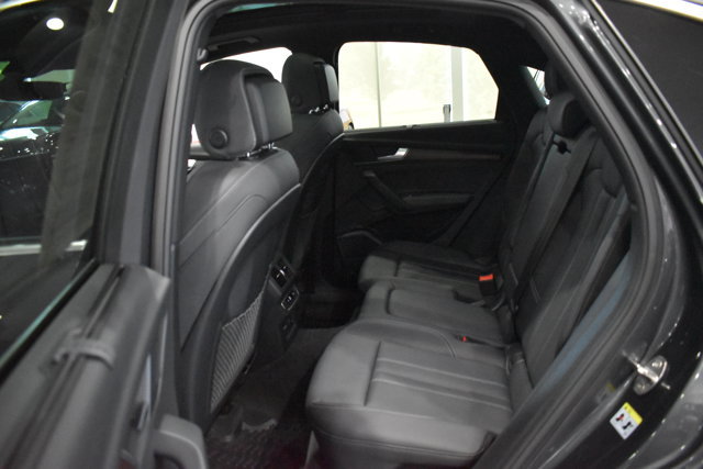 Used 2023 Audi Q5 2.0T Premium Plus w/ Premium Plus Package AWD/4WD image 20
