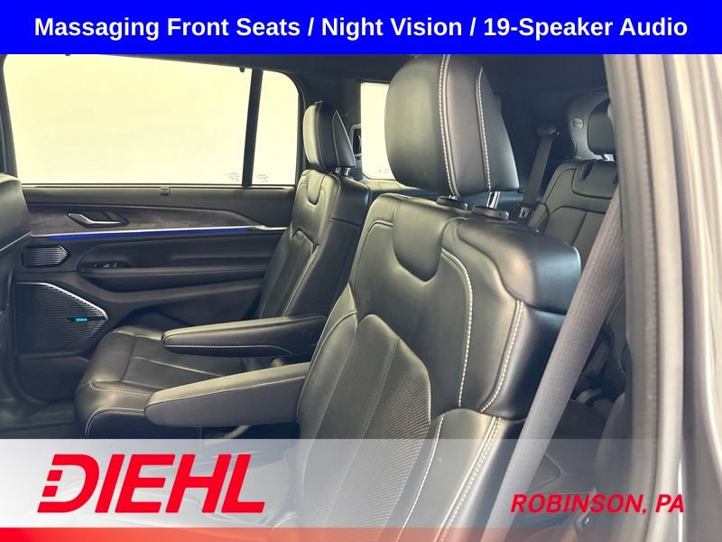 Used 2021 Jeep Grand Cherokee L Overland w/ Luxury Tech Group IV AWD/4WD image 22