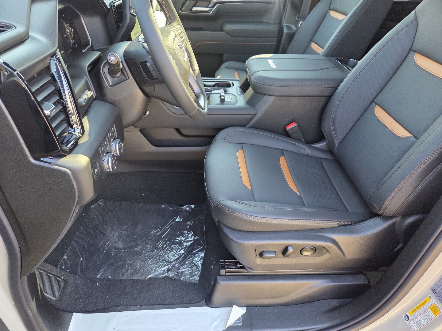 New 2026 GMC Sierra 2500 AT4 w/ AT4 Premium Plus Package AWD/4WD image 28
