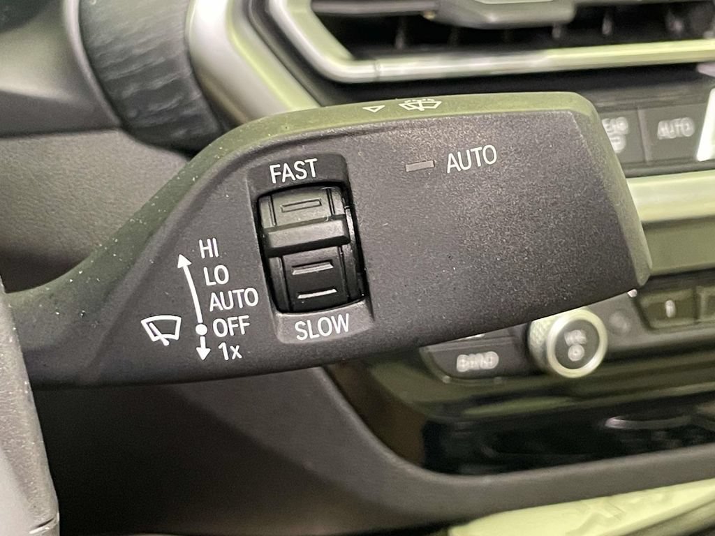Used 2025 BMW X4 xDrive30i w/ Premium Package AWD/4WD image 37