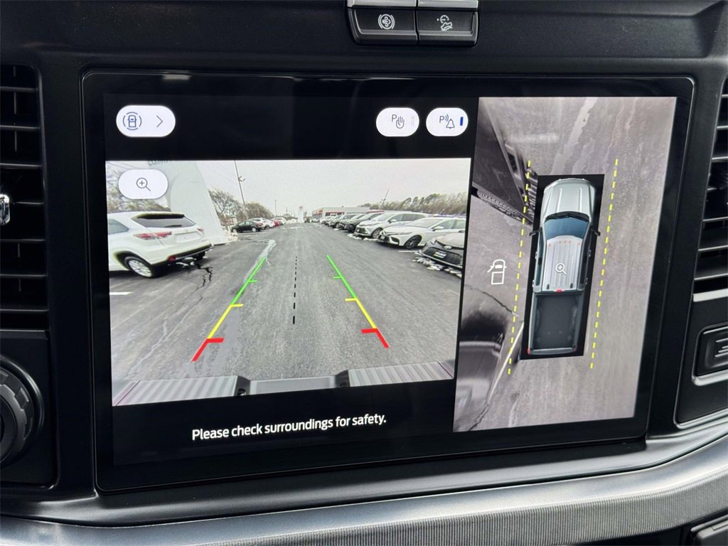 Used 2025 Ford F350 Platinum image 4