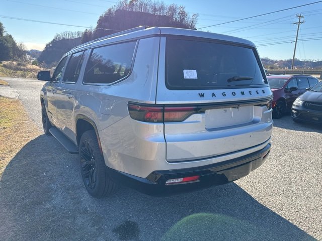 New 2025 Jeep Wagoneer L Series II w/ Convenience Group I image 5