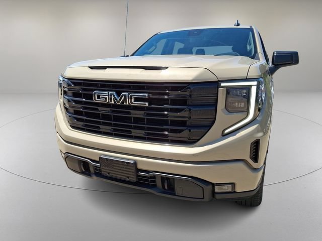 Used 2022 GMC Sierra 1500 Elevation AWD/4WD image 4