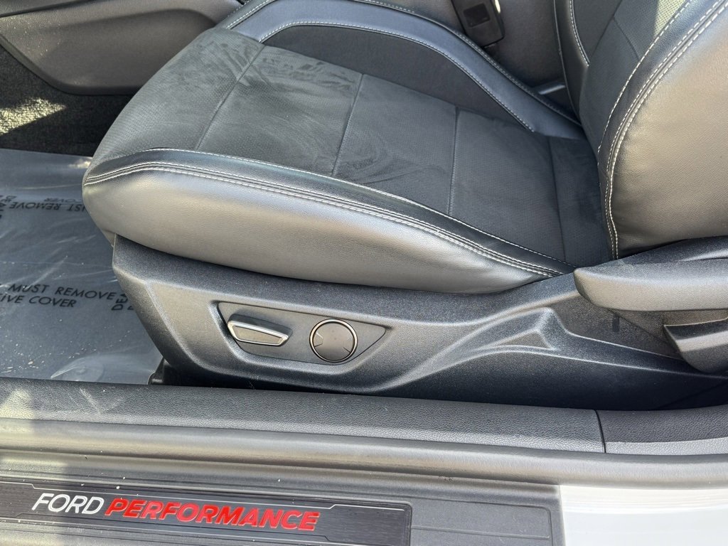 Used 2018 Ford Mustang Shelby GT350 w/ Convenience Package image 9