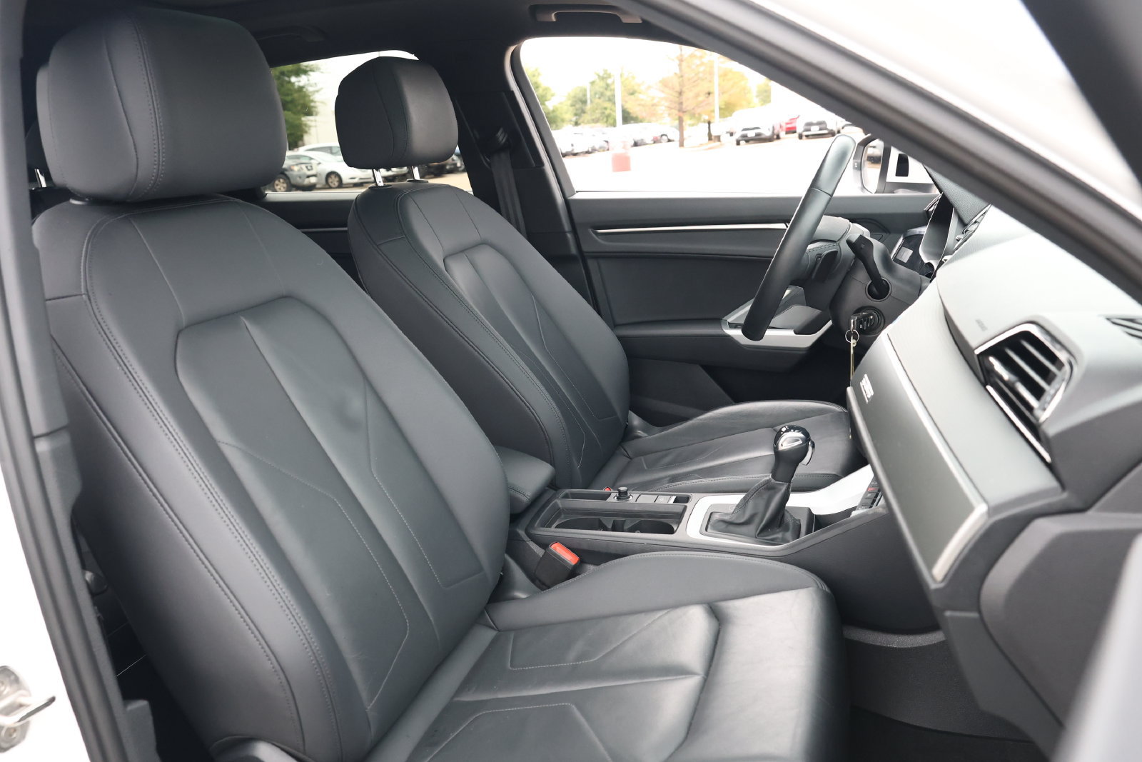 Used 2025 Audi Q3 2.0T Premium AWD/4WD image 29
