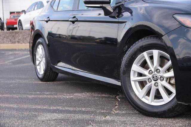 Certified 2025 Toyota Camry LE image 3