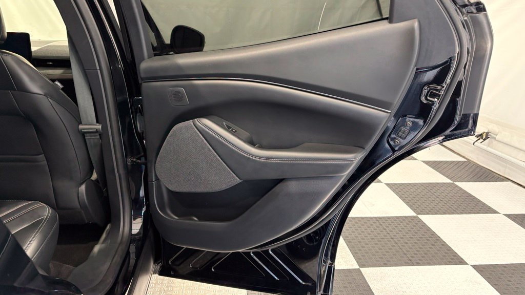Used 2024 Ford Mustang Mach-E Premium AWD/4WD image 30