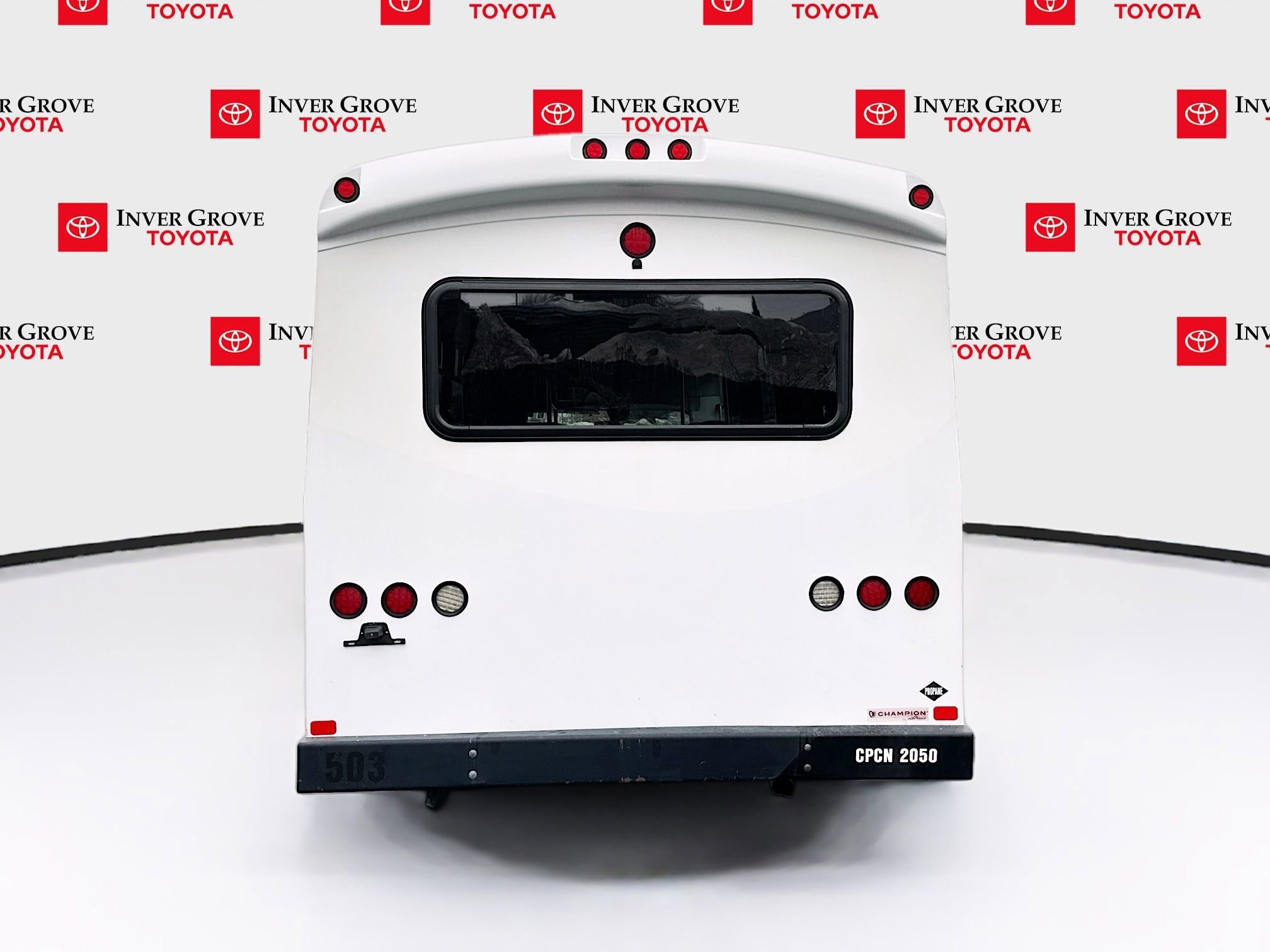 Used 2017 Ford E-450 and Econoline 450 Super Duty w/ Shuttle Bus Prep Package RWD image 6