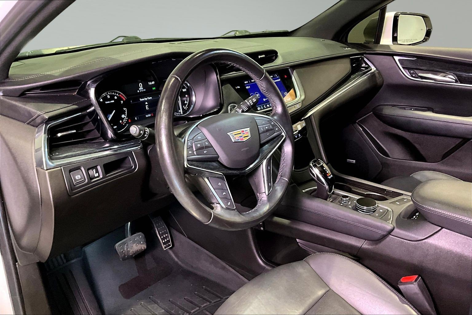 Used 2022 Cadillac XT5 Premium Luxury FWD image 16