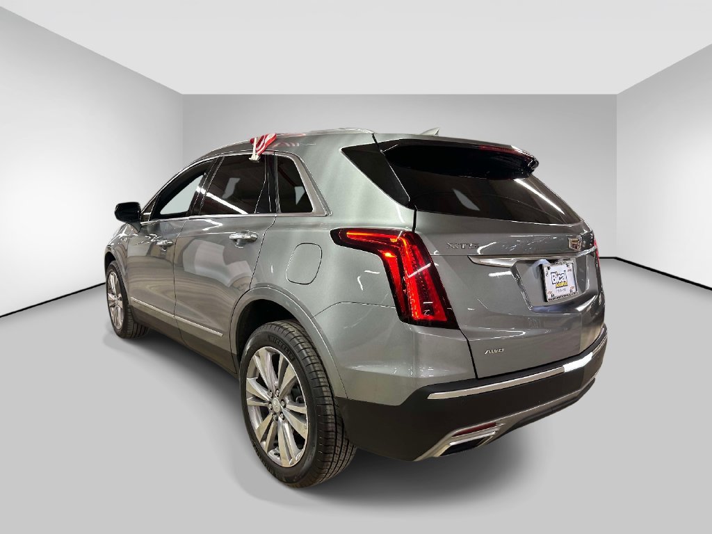 Used 2024 Cadillac XT5 Premium Luxury w/ LPO, Floor Liner Package AWD/4WD image 3