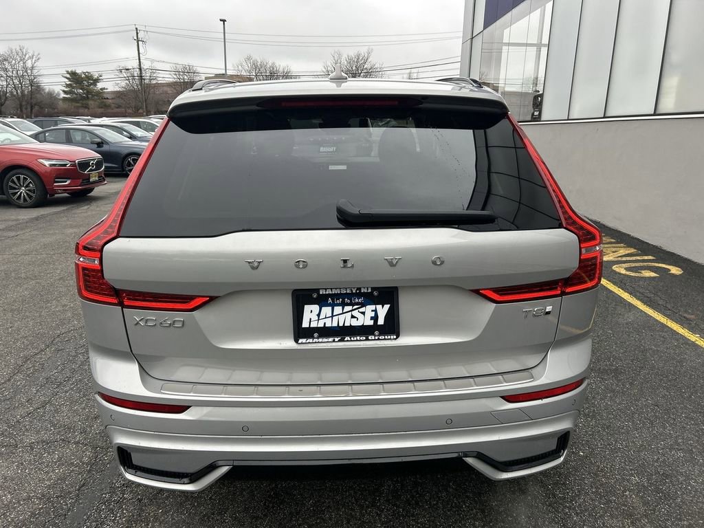 Used 2025 Volvo XC60 T8 Core w/ Protection Package Premier image 16