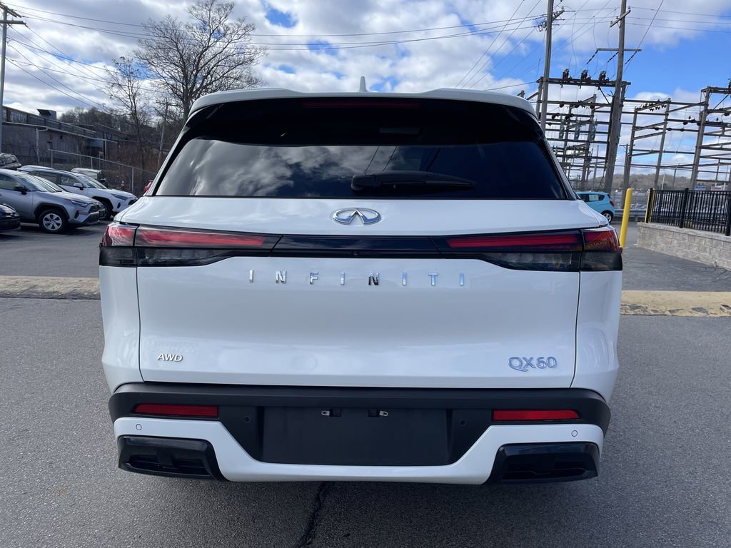 Used 2025 INFINITI QX60 Pure image 4
