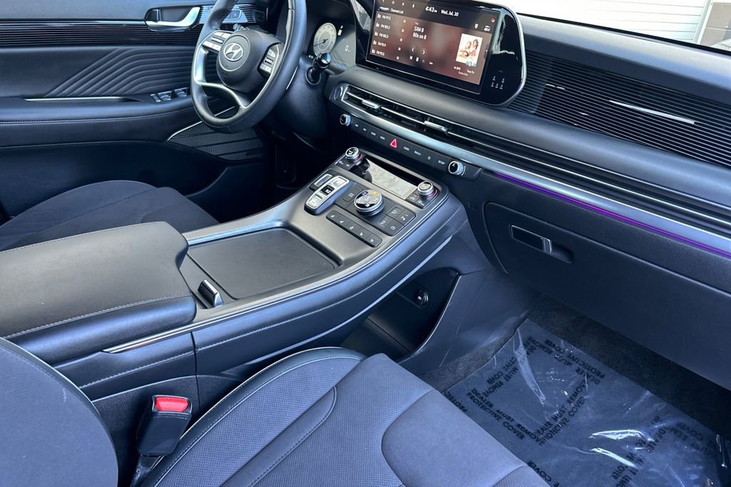 Used 2025 Hyundai Palisade Calligraphy image 15