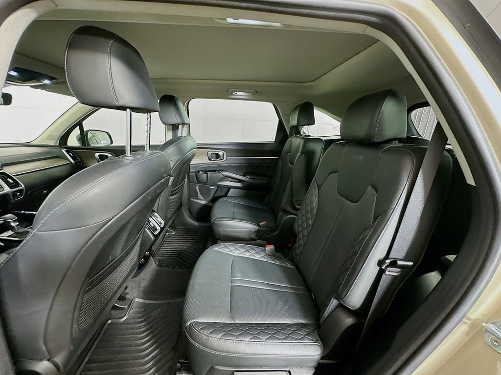 Used 2021 Kia Sorento SX Prestige image 26