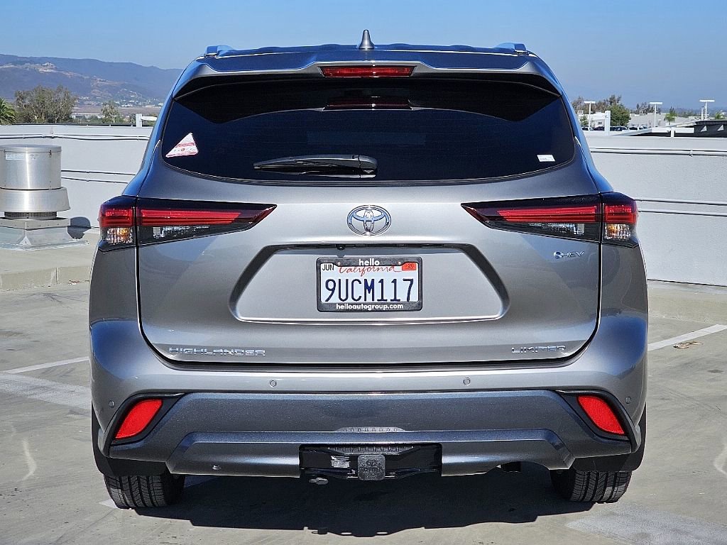 Used 2025 Toyota Highlander Limited image 16