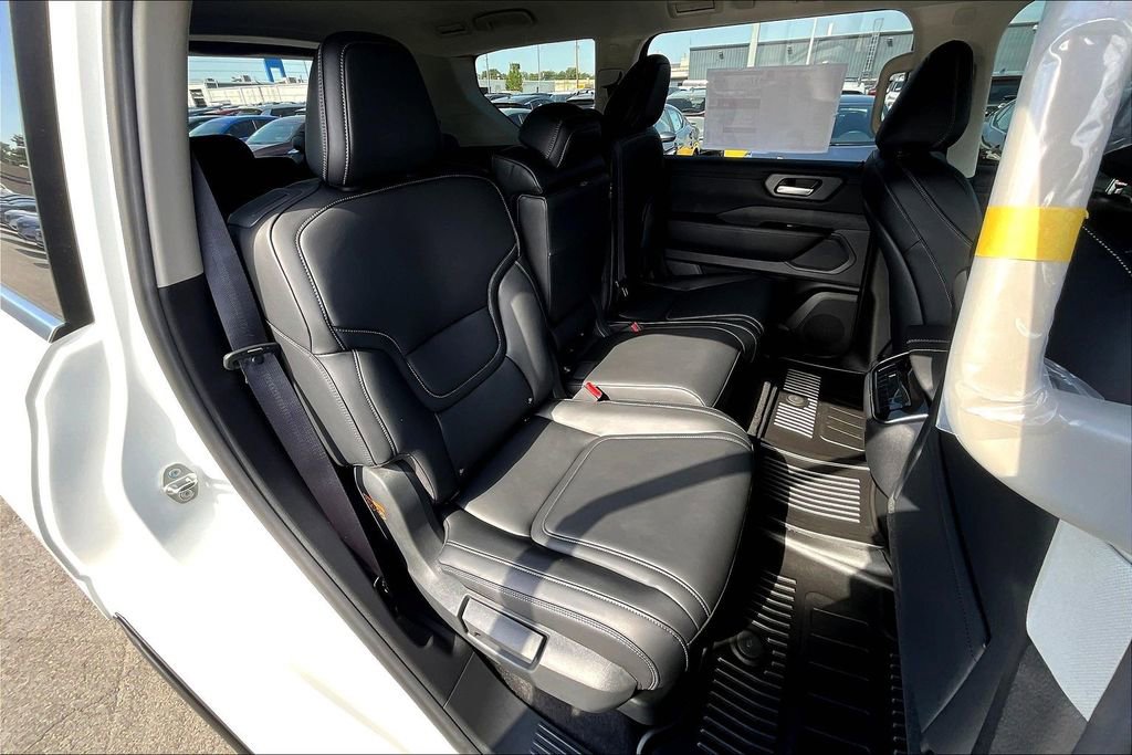 New 2026 Nissan Armada SV AWD/4WD image 19