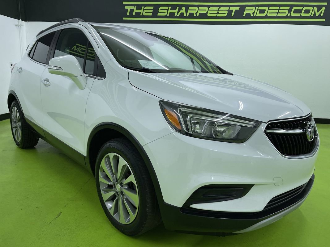 Used 2019 Buick Encore FWD image 2