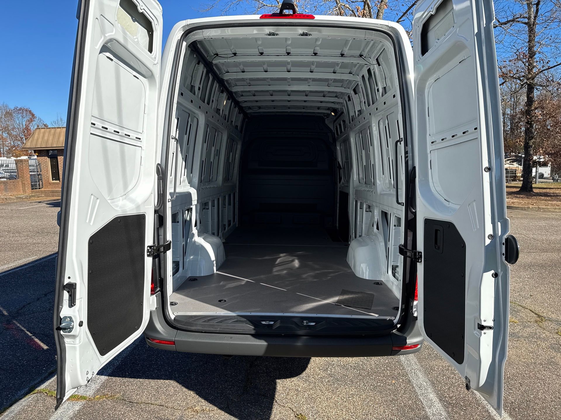 New 2026 Mercedes-Benz Sprinter 2500 image 25