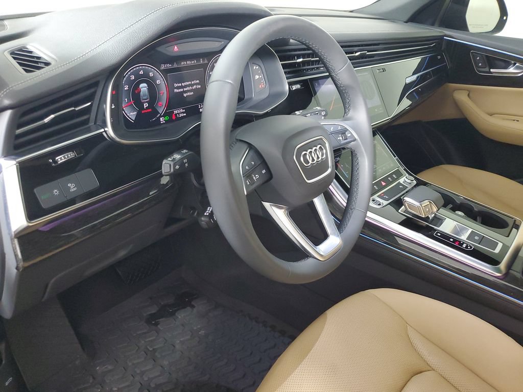 Used 2023 Audi Q8 Premium Plus w/ Premium Plus Package AWD/4WD image 24