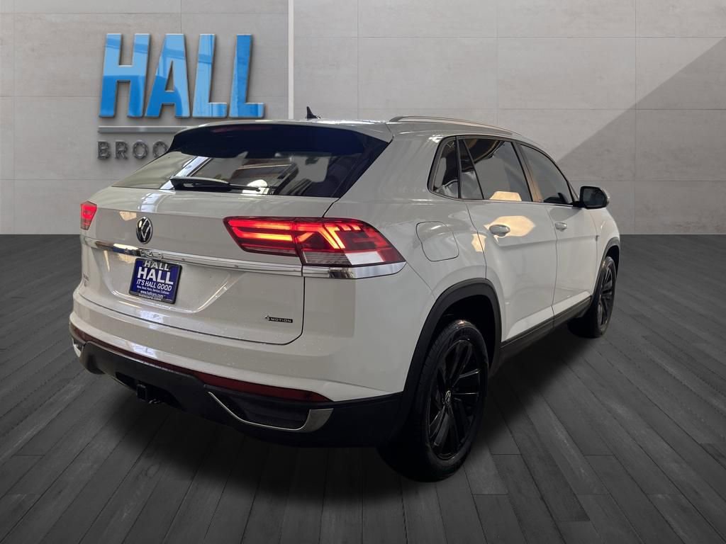 Certified 2023 Volkswagen Atlas Cross Sport SE w/ Panoramic Sunroof Package image 6