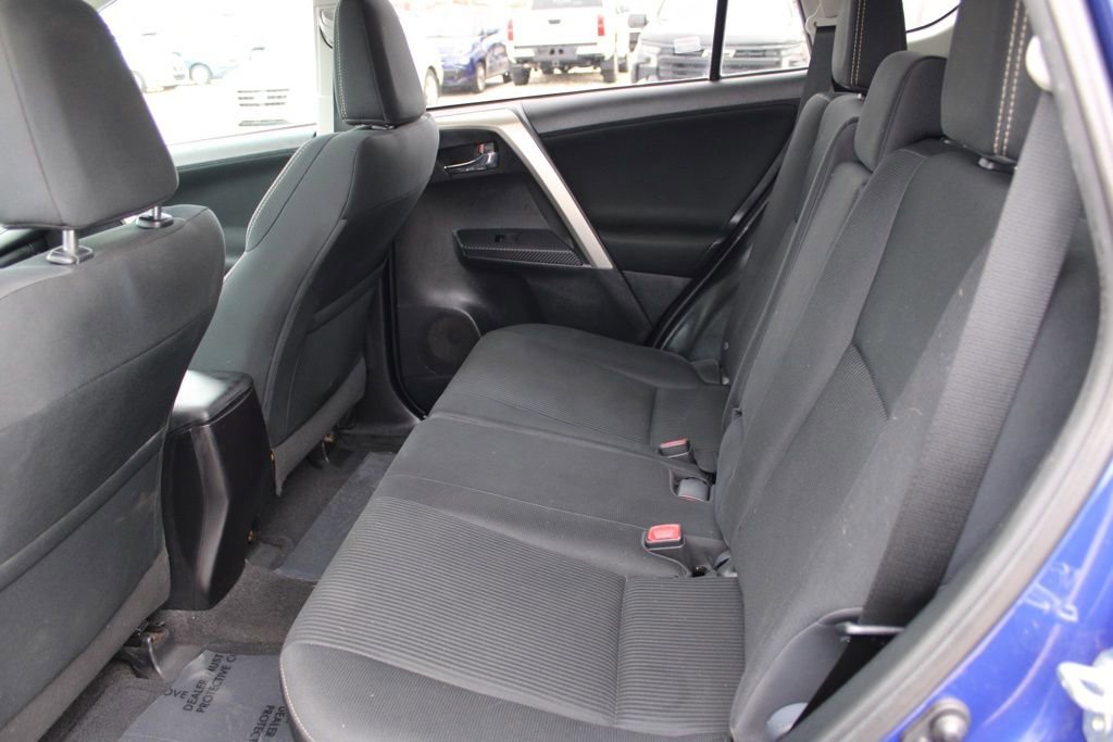 Used 2015 Toyota RAV4 XLE image 24