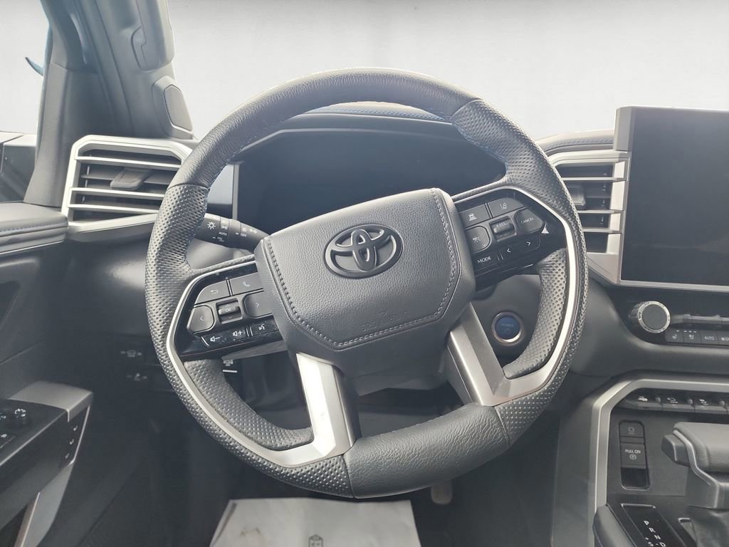 Used 2024 Toyota Sequoia Platinum AWD/4WD image 12
