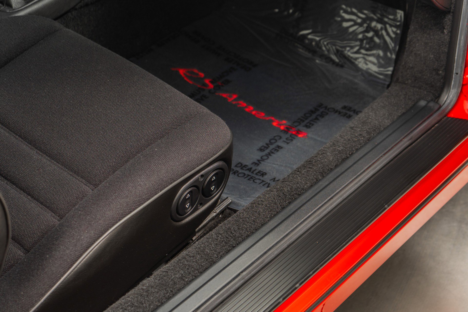 Used 1993 Porsche 911 RS America image 33